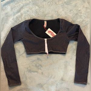 Long sleeve crop top / zipper bathing suit top